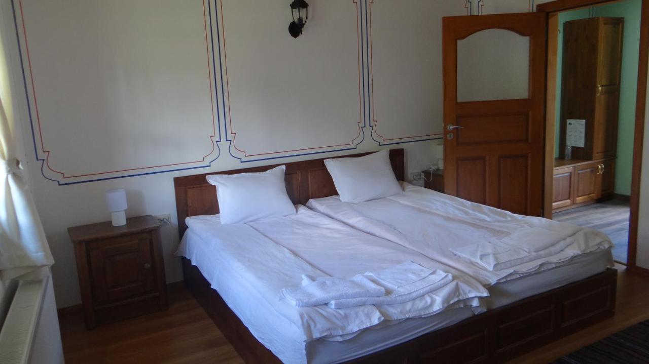 Hotel Недкова Къща Kopriwschtiza Exterior foto