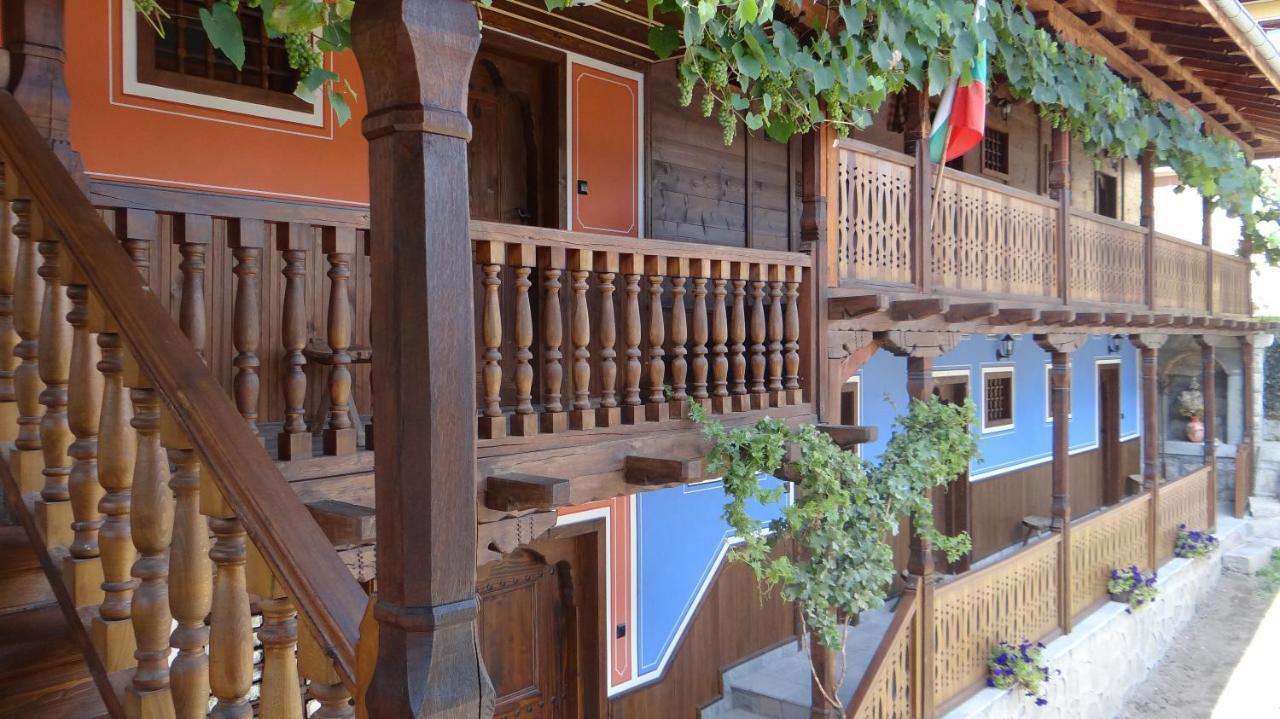 Hotel Недкова Къща Kopriwschtiza Exterior foto
