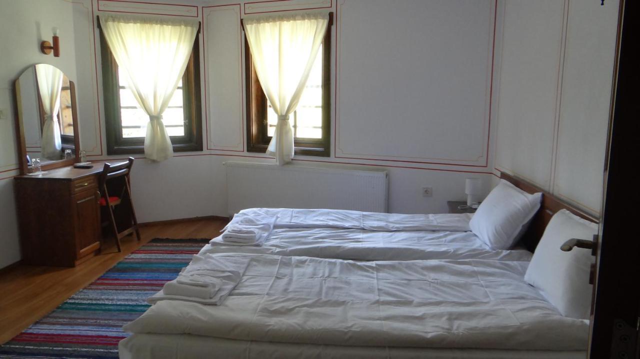 Hotel Недкова Къща Kopriwschtiza Exterior foto