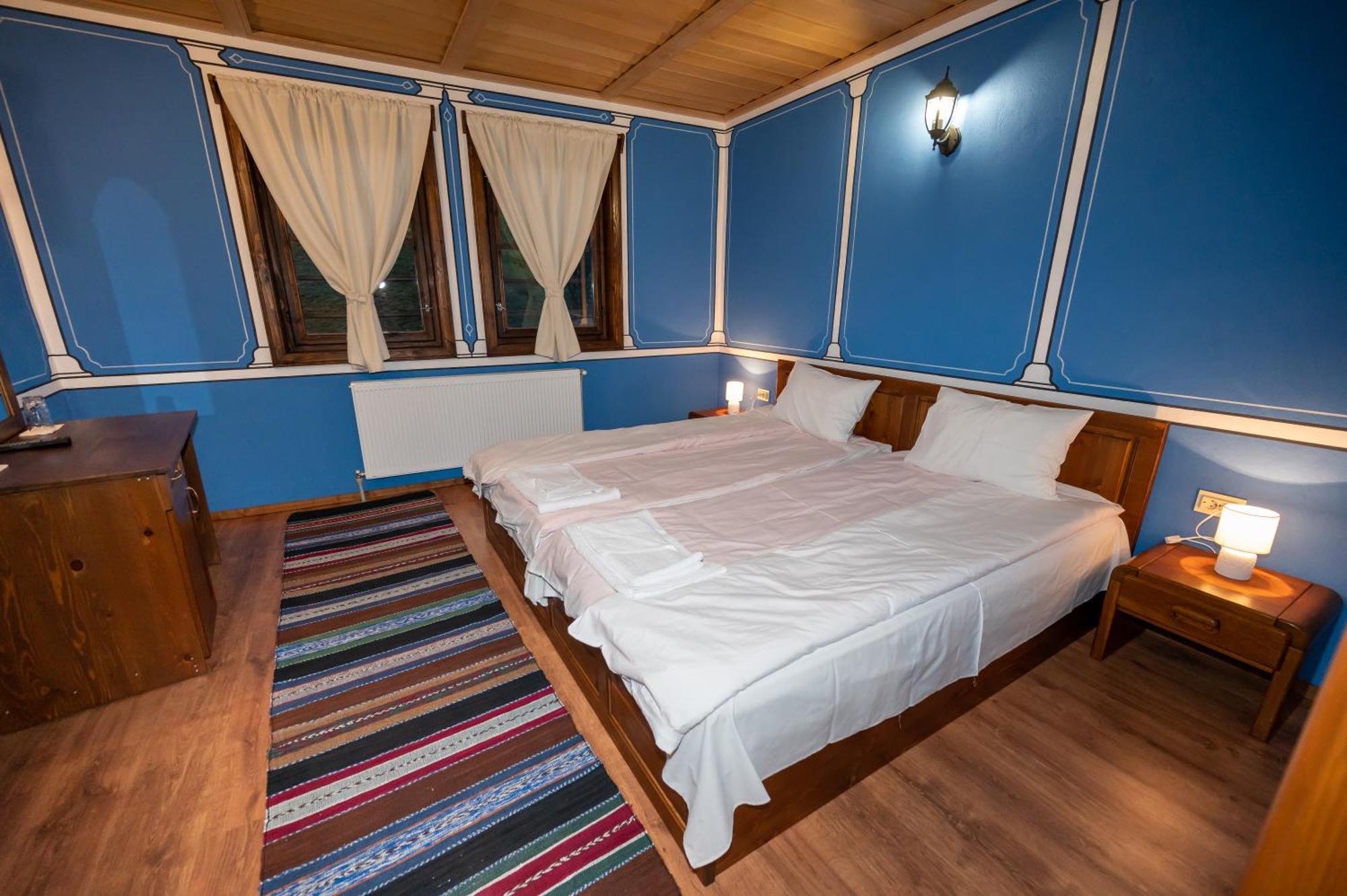 Hotel Недкова Къща Kopriwschtiza Exterior foto